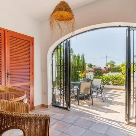 Casa Bayla